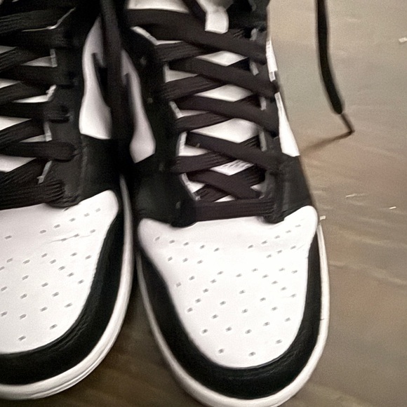 Nike Dunk High Retro Black & White